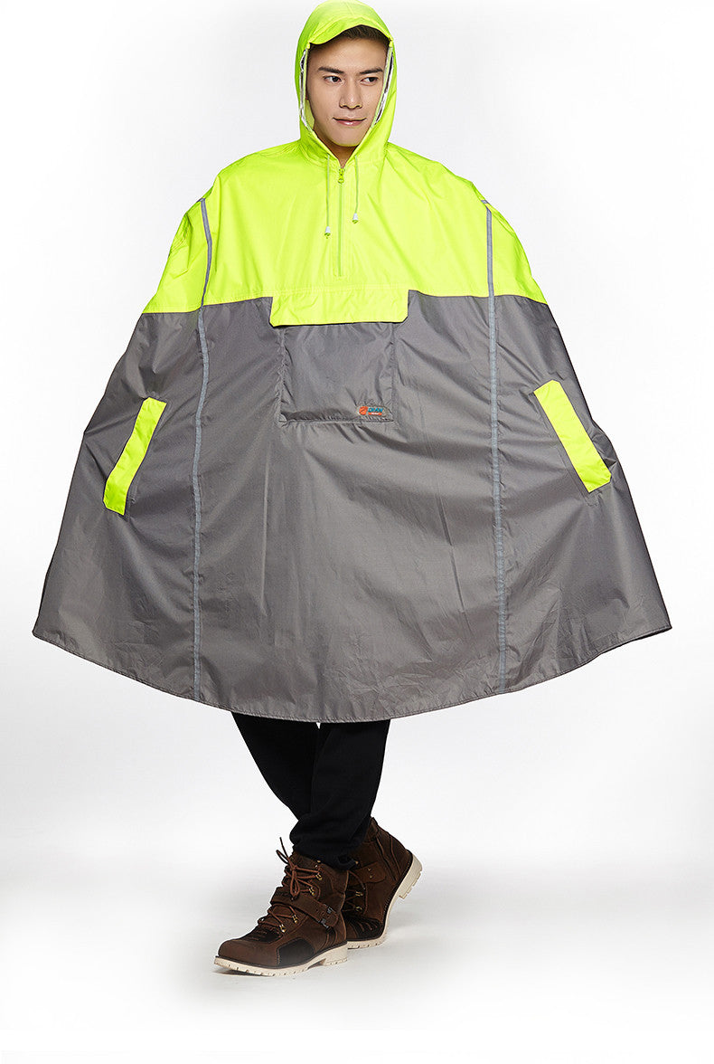 Multifunctional riding raincoat