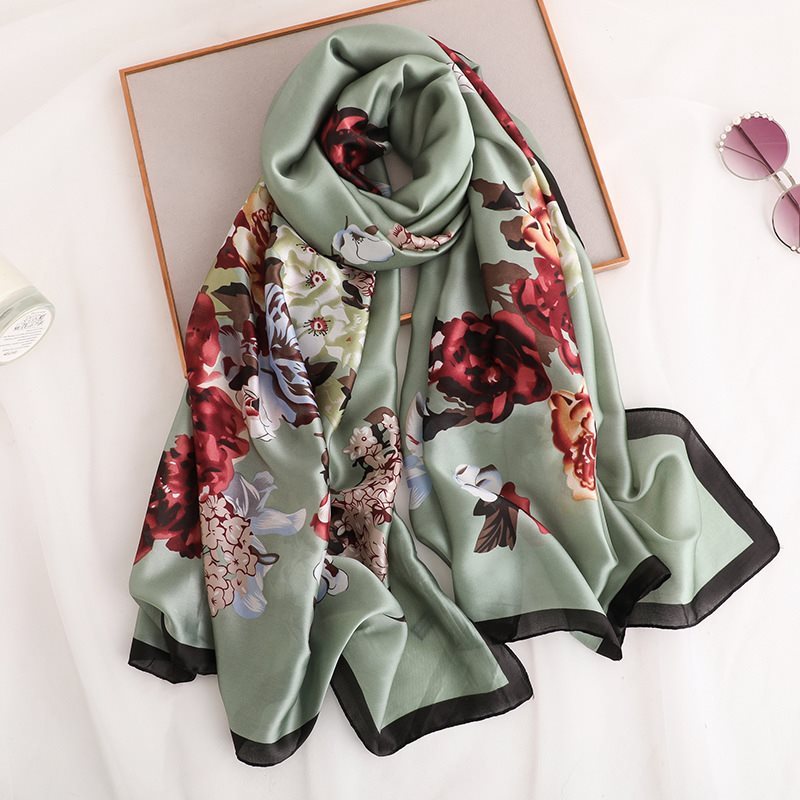 Elegant And Atmospheric Scarf For Women, Fashion Imitation Silk Air Conditioning Shawl