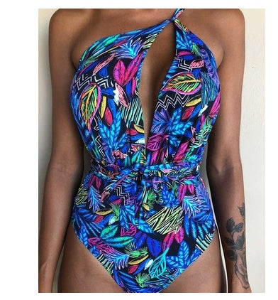 Exquisite Back: One-Piece Bikini