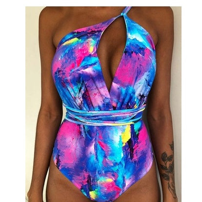 Exquisite Back: One-Piece Bikini