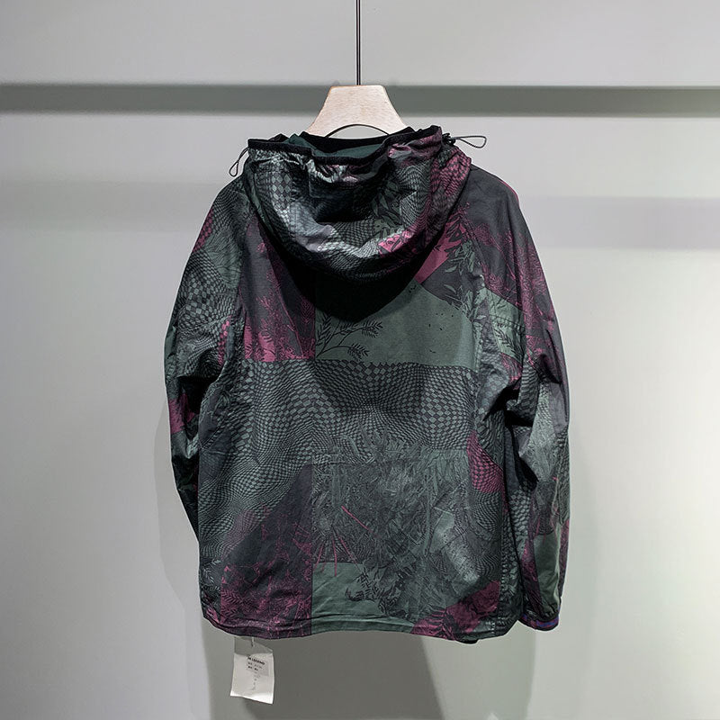 Printed windbreaker