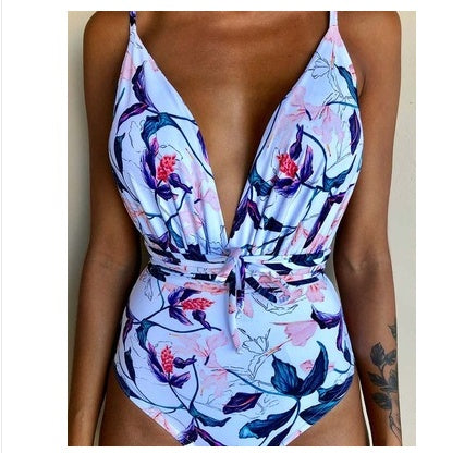 Exquisite Back: One-Piece Bikini