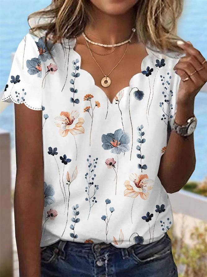 Floral Charm Shell Collar Shirt